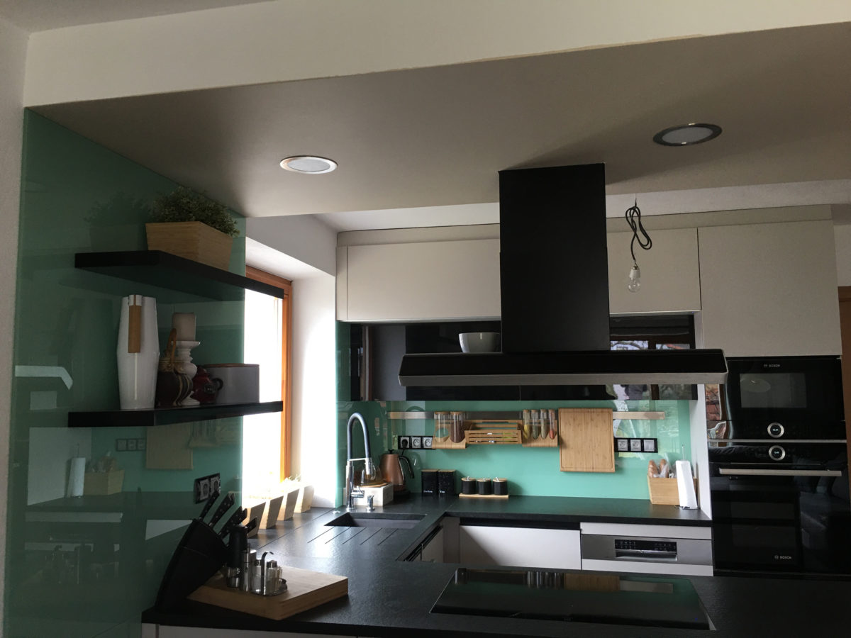 Obklad ze skla ESG Colorinterior Pastel grün